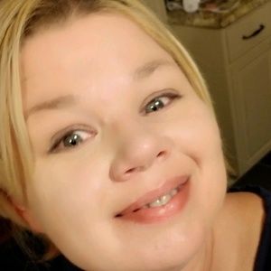 Meet your Posher, Desiree